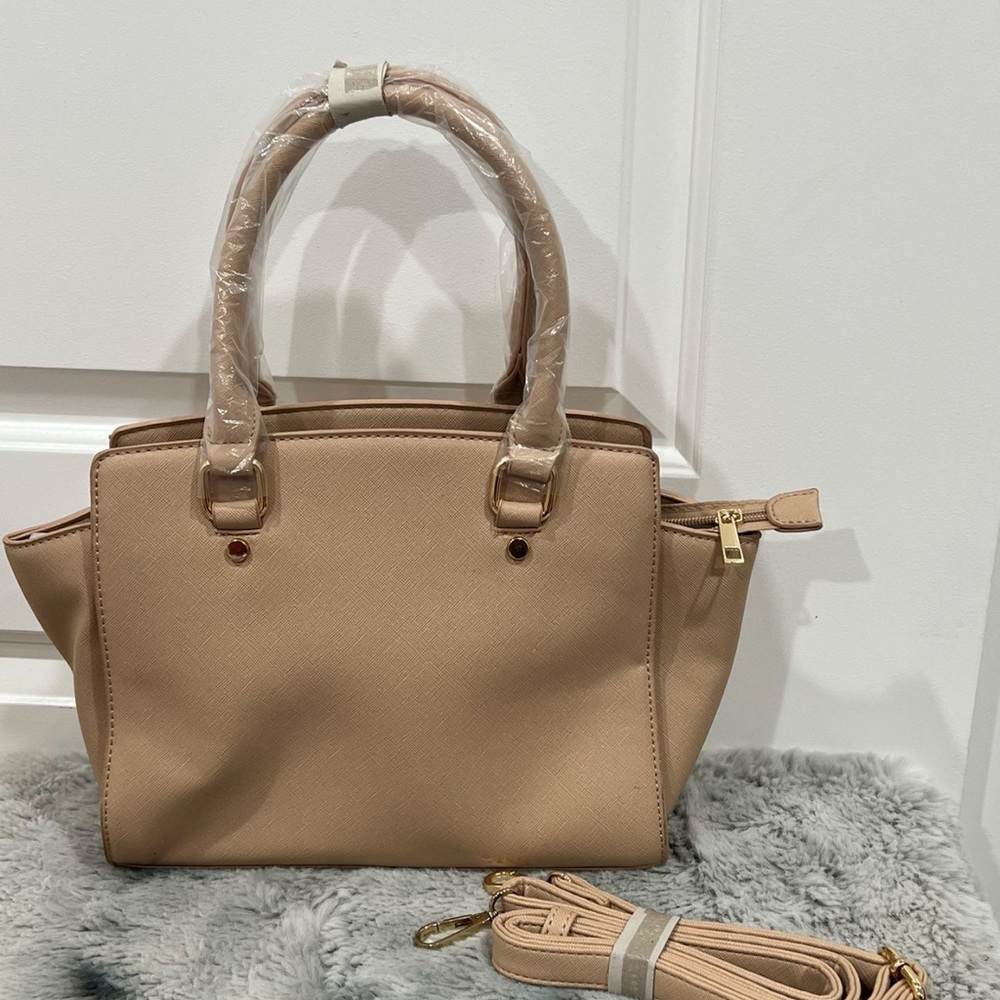 Beige hand bag